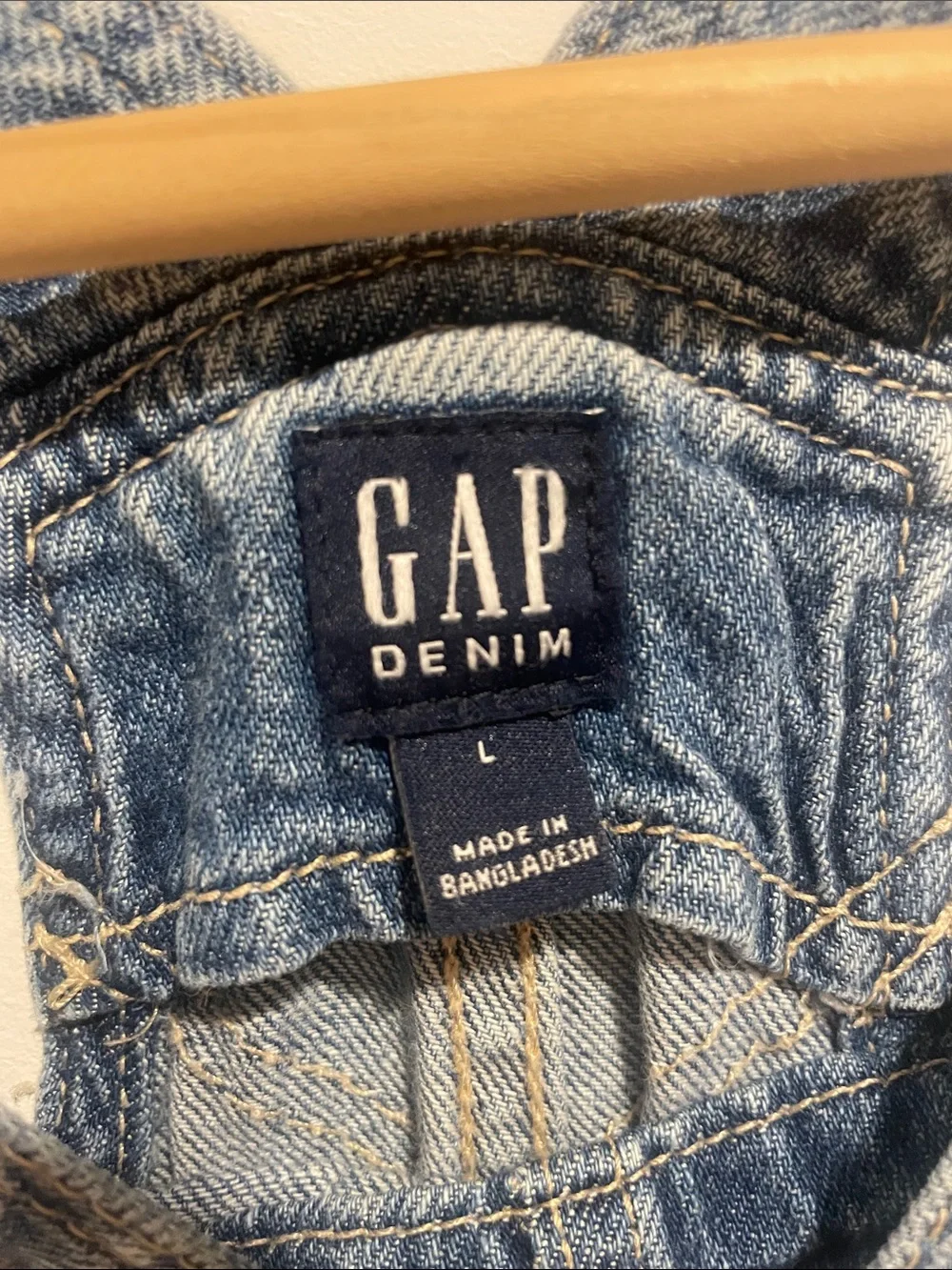 90’s inspired GAP Light Blue relaxed Denim Overalls with Front Pocket